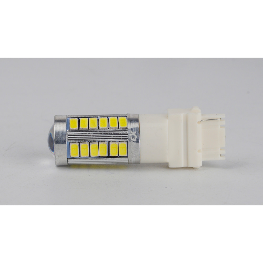 T25(1)-228 12V 3W 175Lm 3156/P27W base-16mm USA C