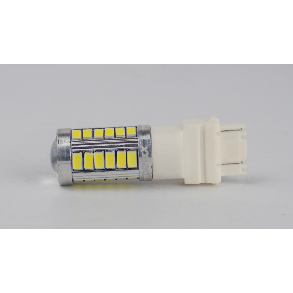T25(2)-228 12V 1/3W 70/185Lm 3157/P27/7W base-16mm USA C