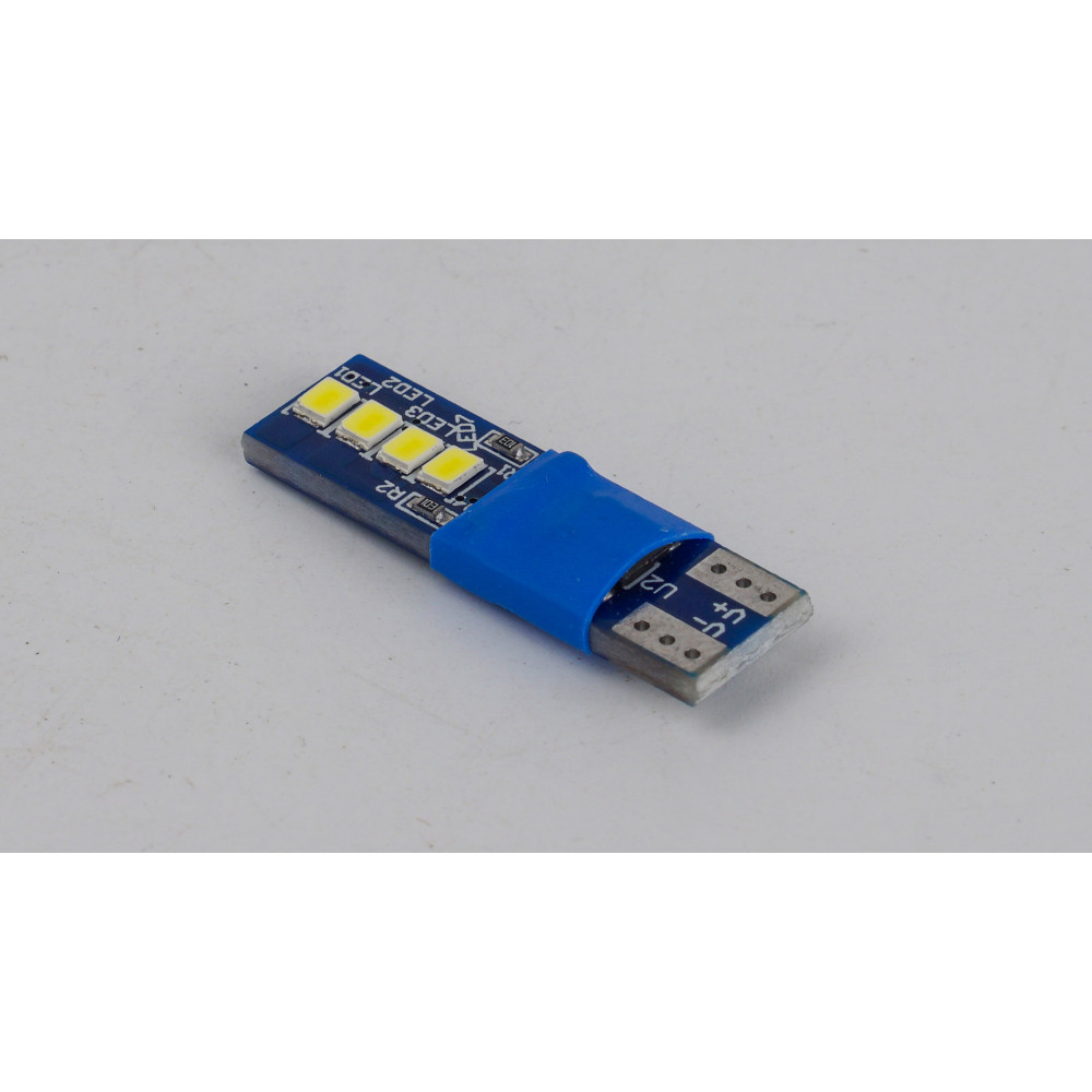 T10-230 White 12V 0.6W 30Lm W5W base-10mm C