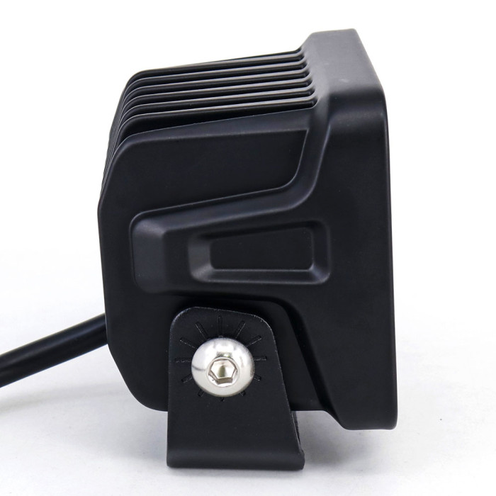 WL SQ-102 DLX 3" SP+DRL 4L-20W OSR