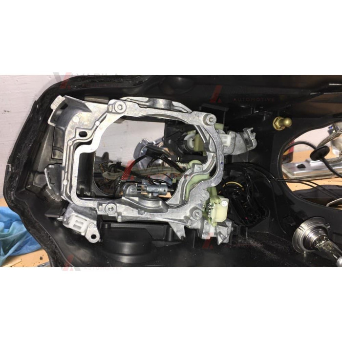 Перехідні рамки для білінз VW Passat B6 D1S xenon