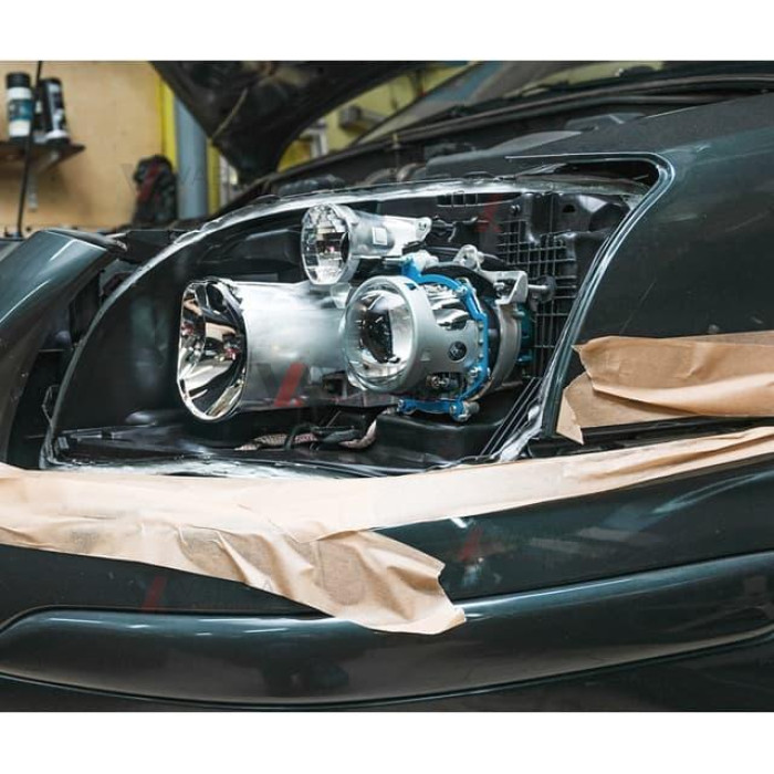 Перехідні рамки для білінз Toyota Avensis II рест. HELLA3