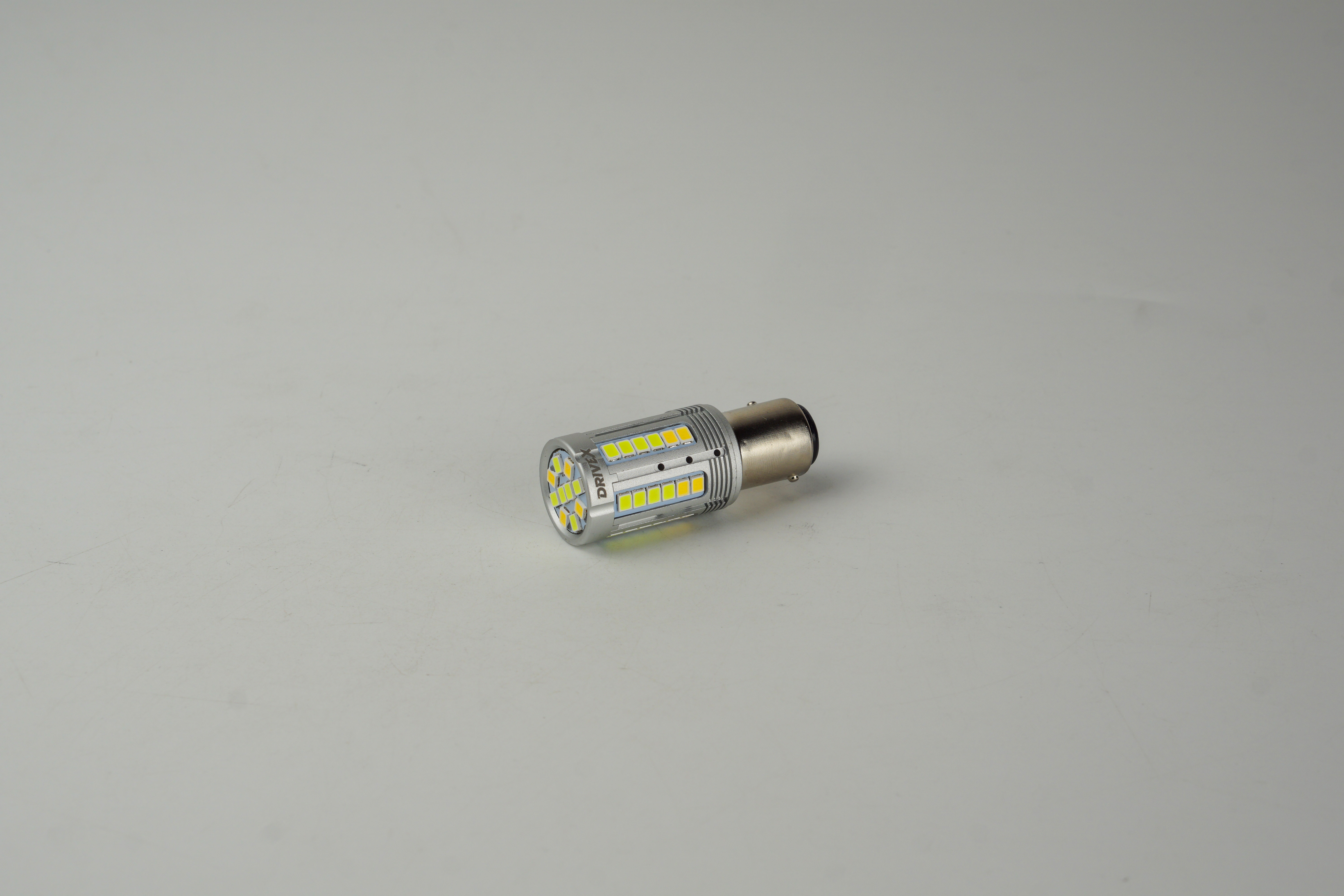 S25(2)-219 W+G 10-30V 24W CAN 2000Lm 1157/P21/5W BAY15D d-15mm A