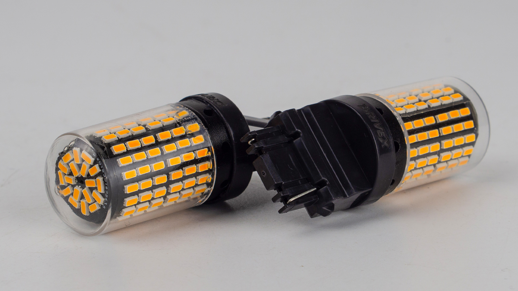 T25(1)-230 Amber 12-28V 20W 400Lm 3156/P27W base-16mm USA C