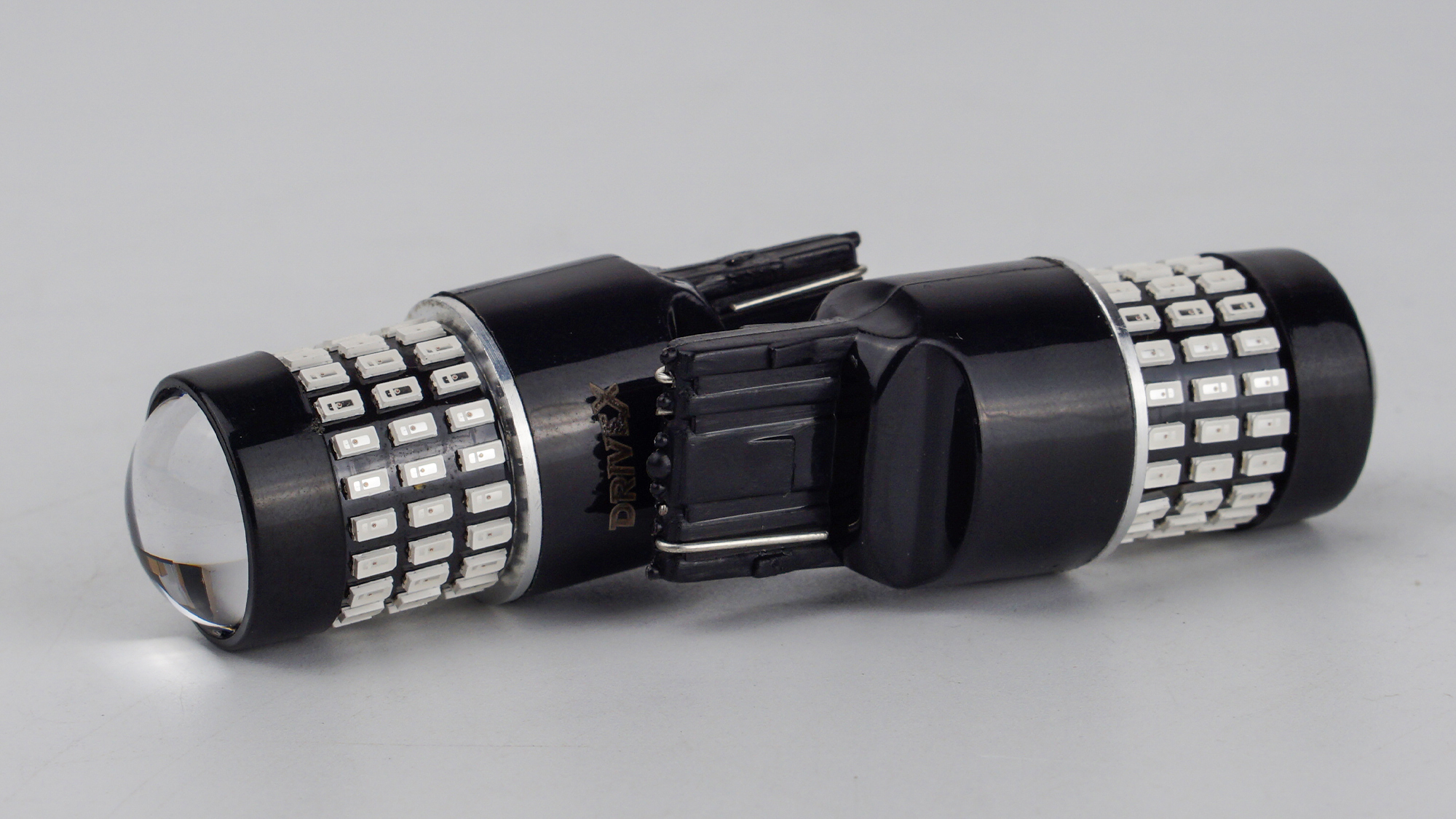T20(1)-231 Red 12-24V 2.5W 25Lm 7440/W21W base-16mm EU C