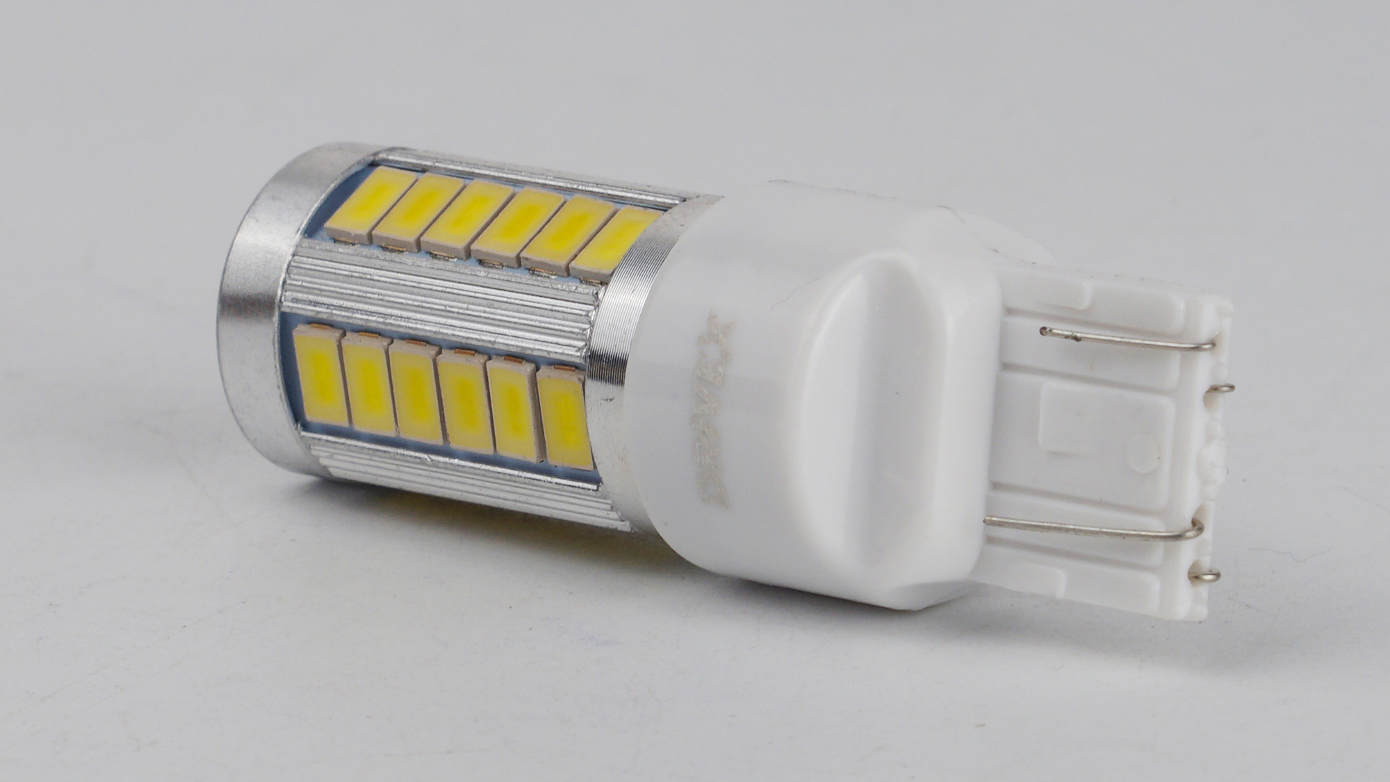 T20(2)-228 12V 1/3W 70/185Lm 7443/W21/5W base-16mm EU C