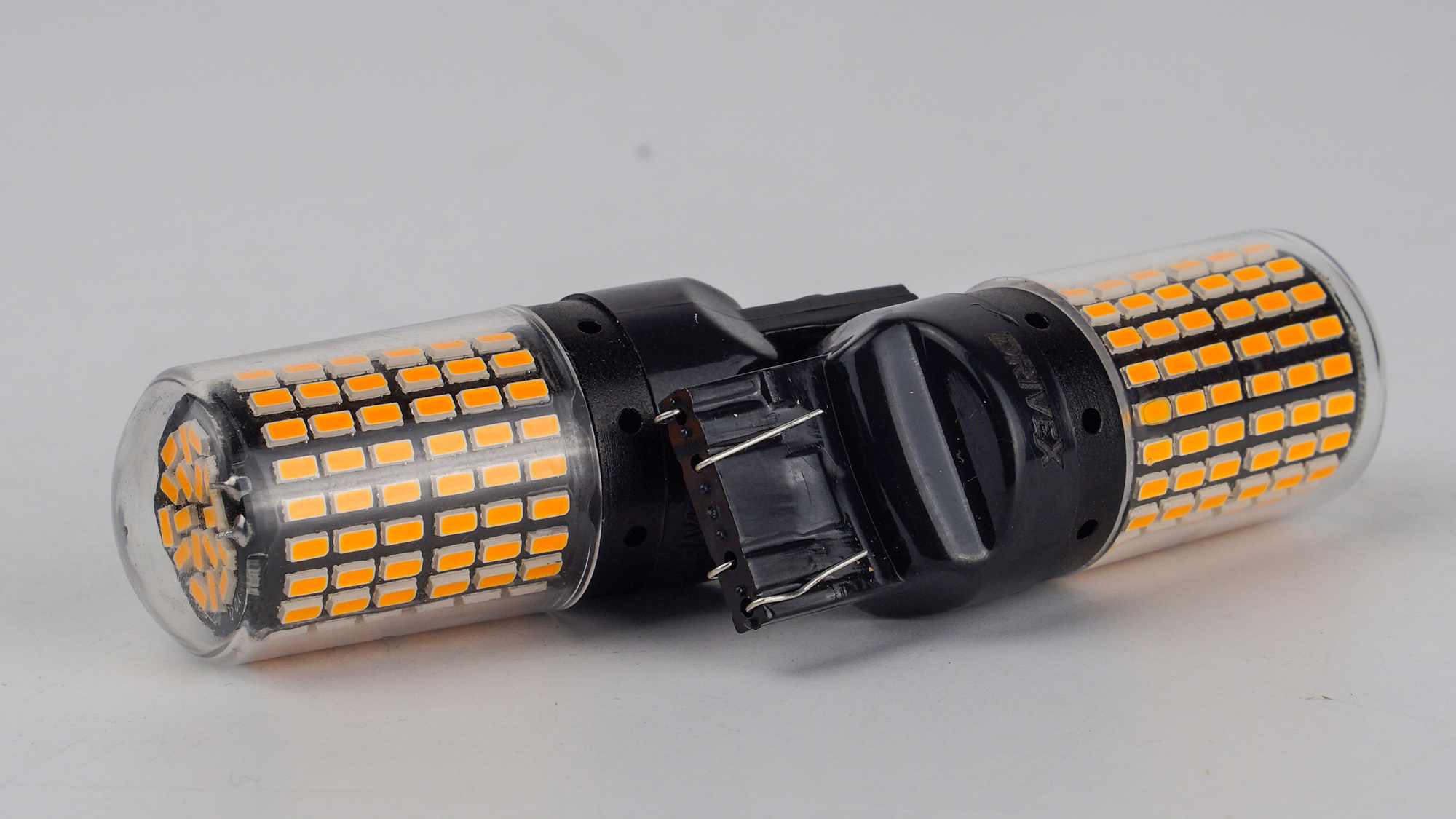 T20(2)-230 Amber 12-28V 2.5/10W 120/300Lm 7443/W21/5W base-16mm EU C