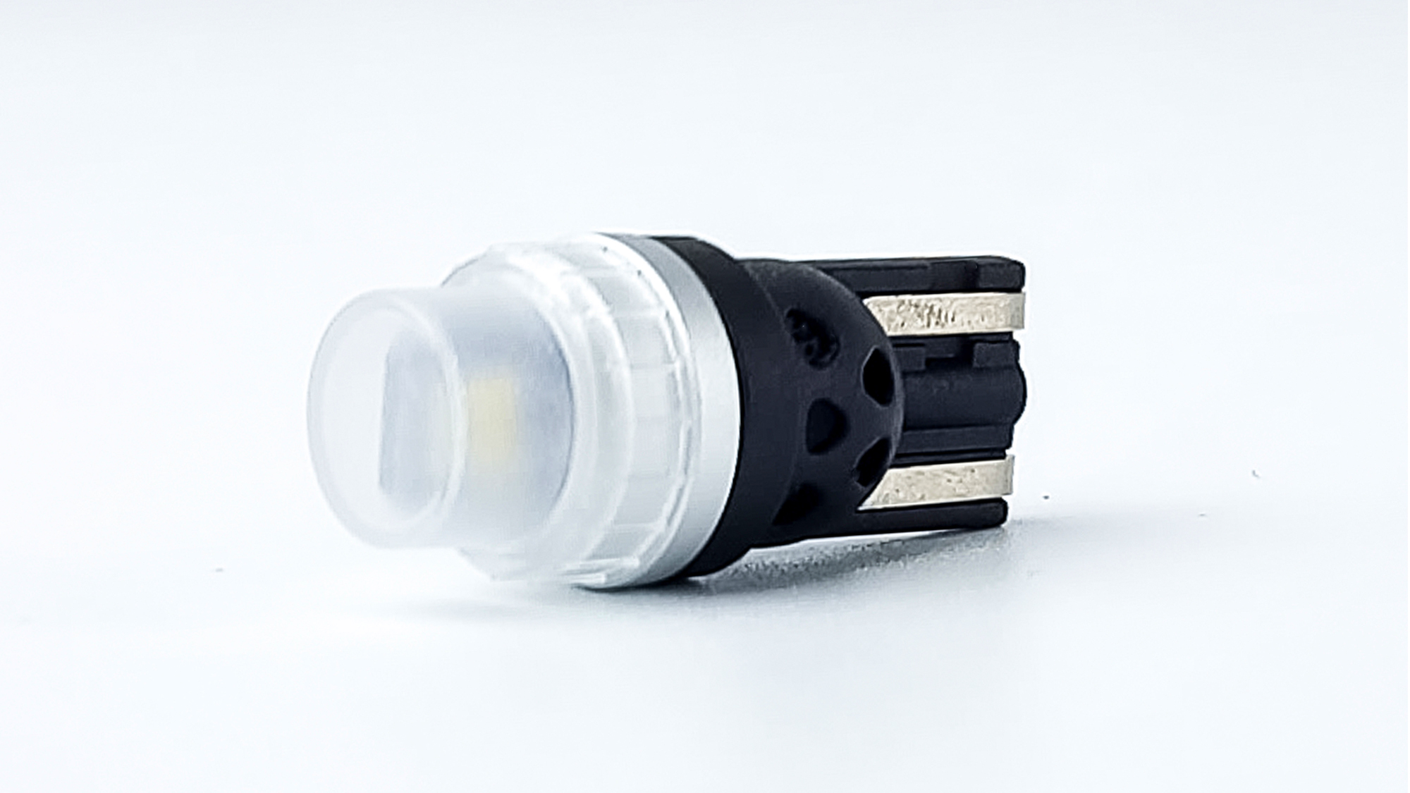 T10-204 3020-2 9-48V W5W base-10mm