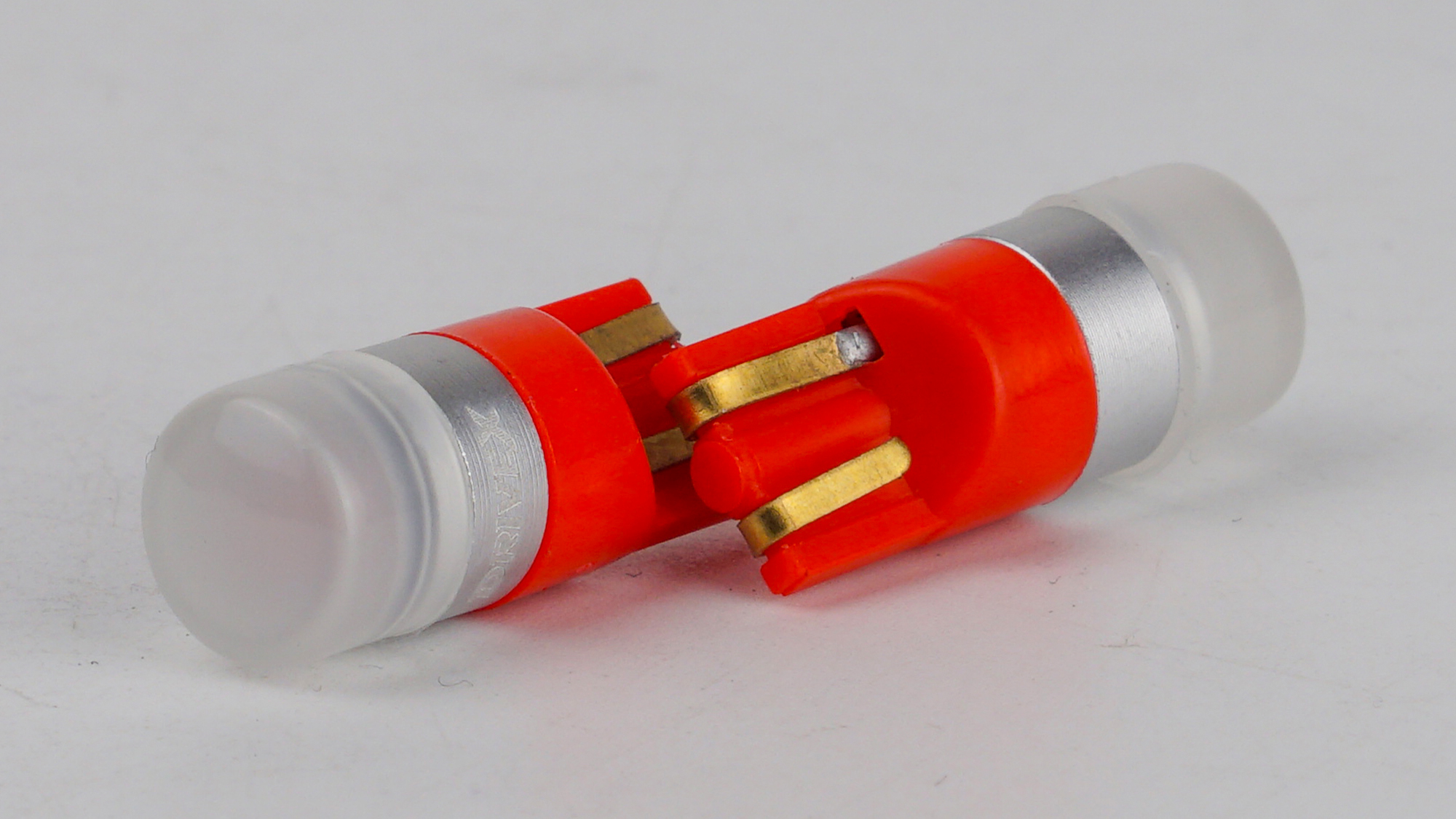T10-201n Red 1Lm 3030-1 9-36V W5W base-10mm C