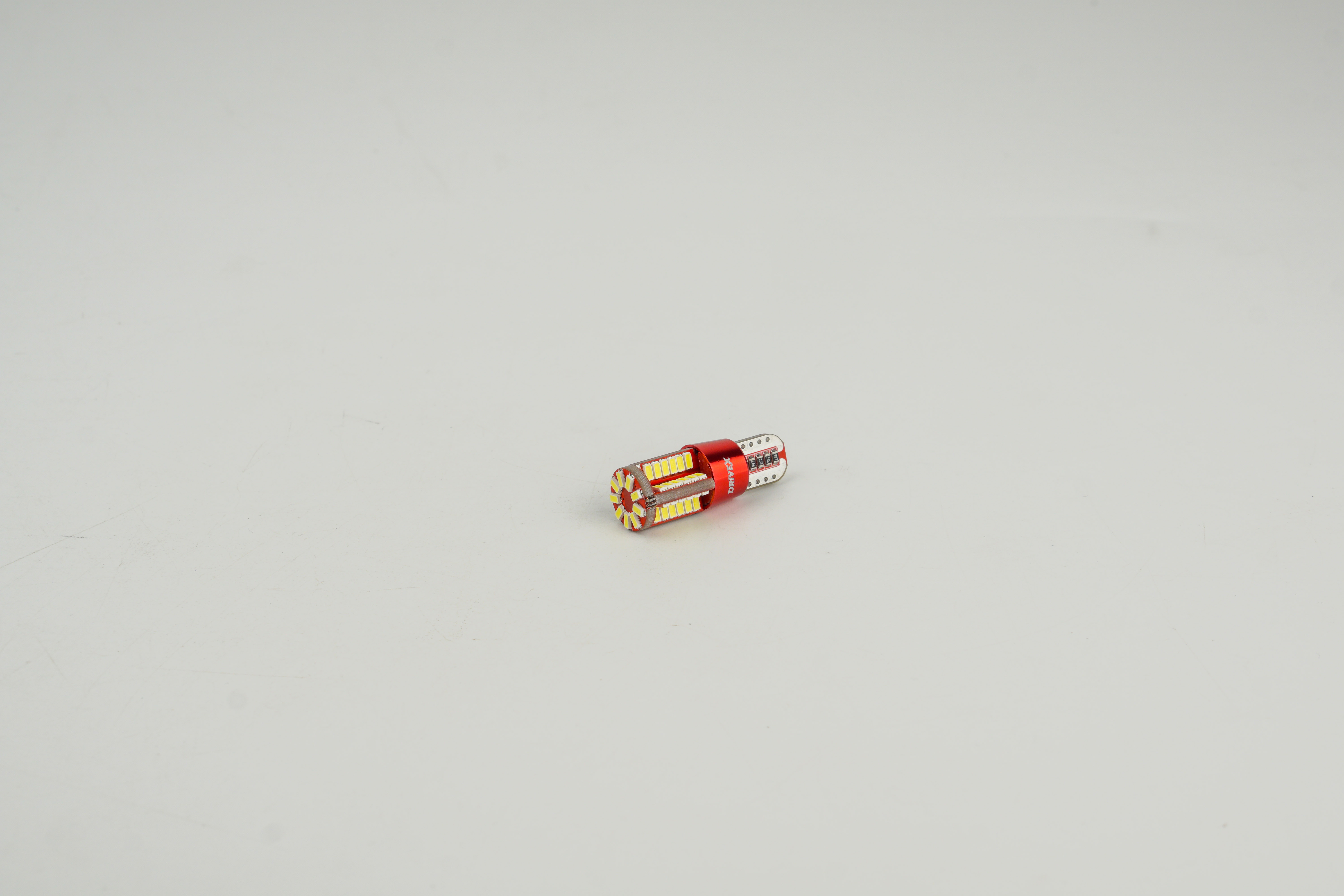 T10-211 12-24V 2.7W CAN W5W 430Lm base-10mm B