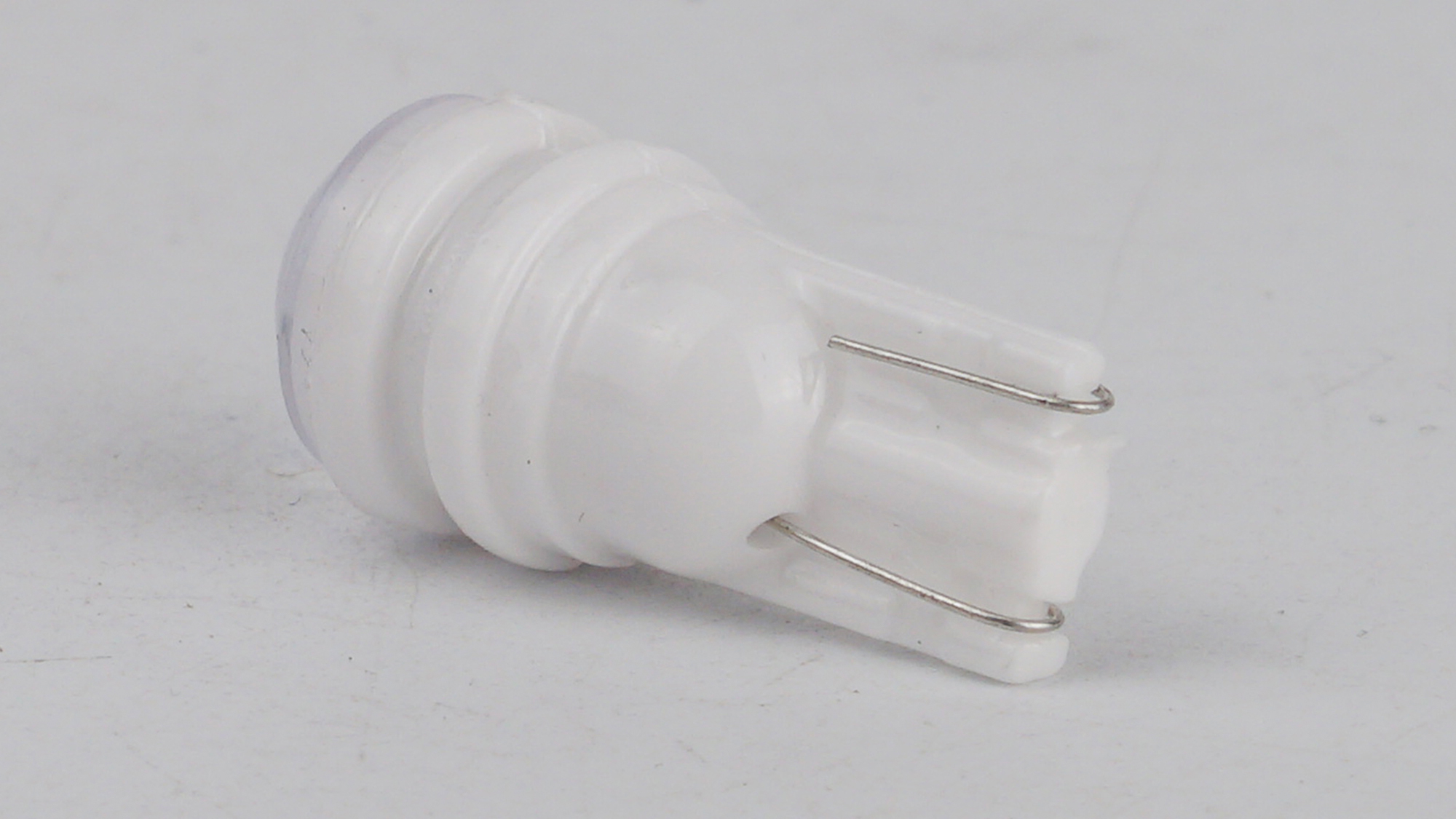T10-219 Green 12V 0.5W 50Lm W5W base-10mm C