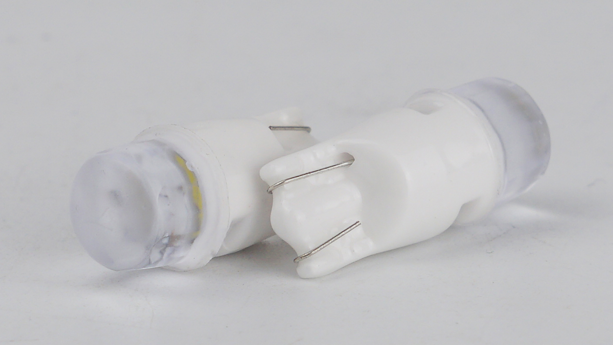 T10-224 12V 0.3W 15Lm W5W base-10mm C