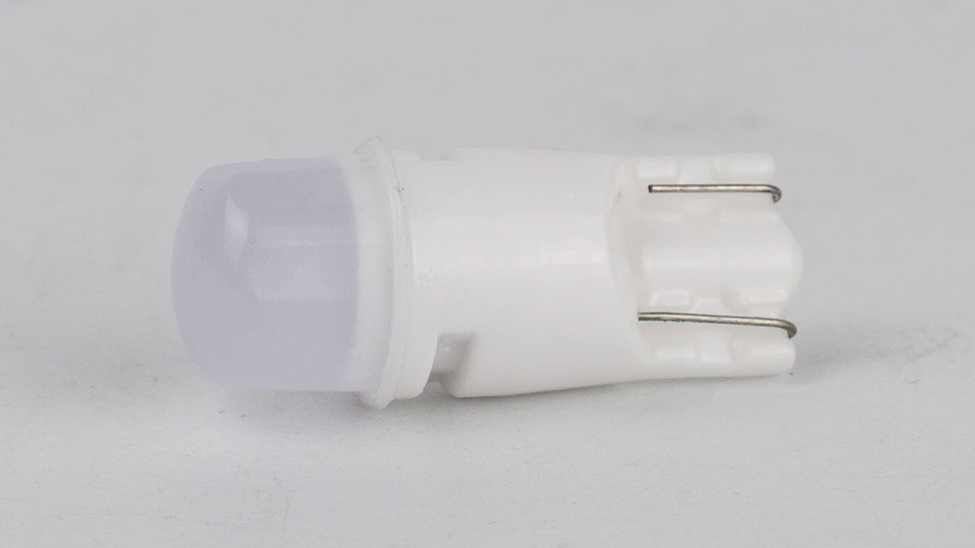 T10-225 Red 12V 0.3W 5Lm W5W base-10mm C