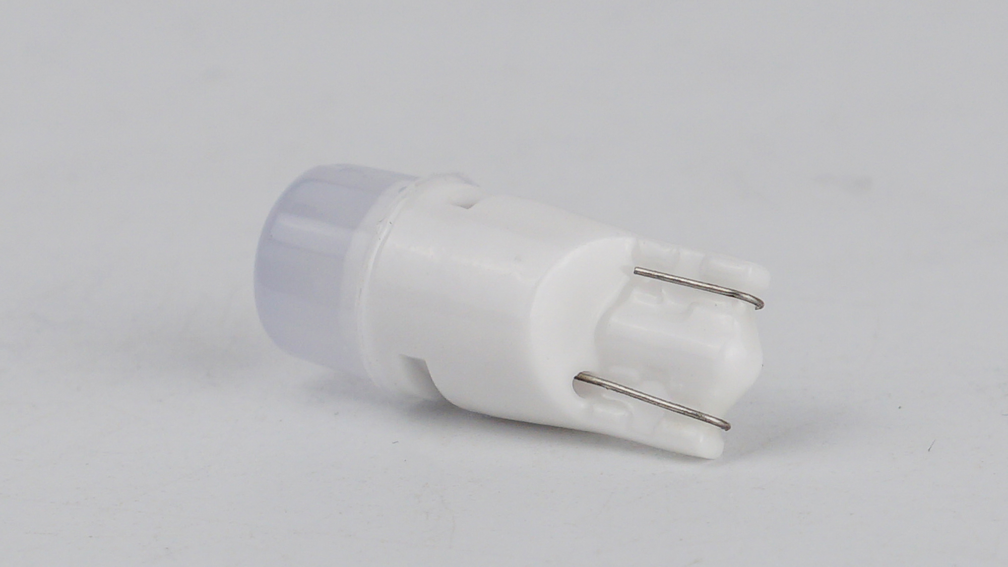T10-225 Red 12V 0.3W 5Lm W5W base-10mm C