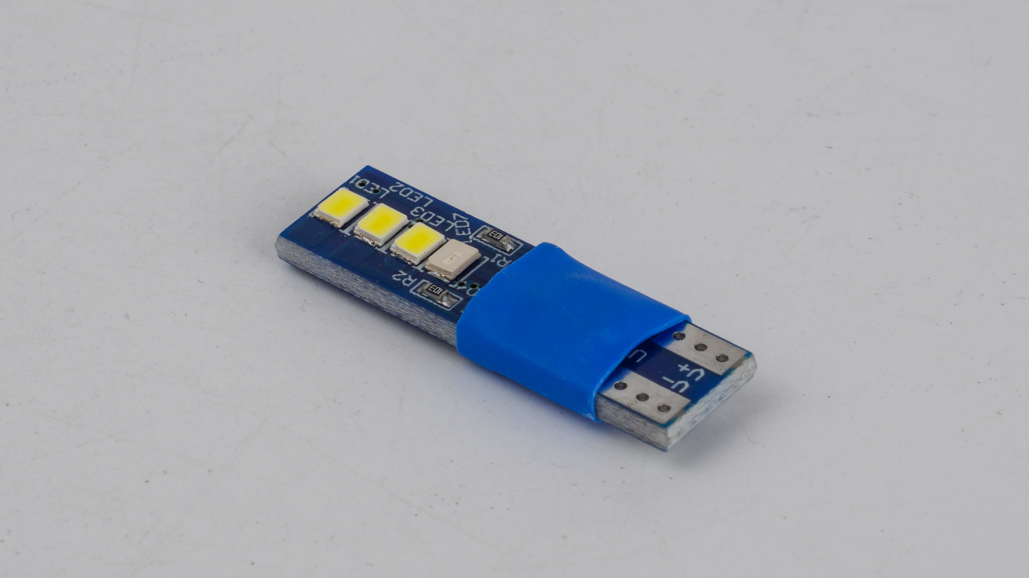 T10-230 Green 12V 0.6W 30Lm W5W base-10mm C