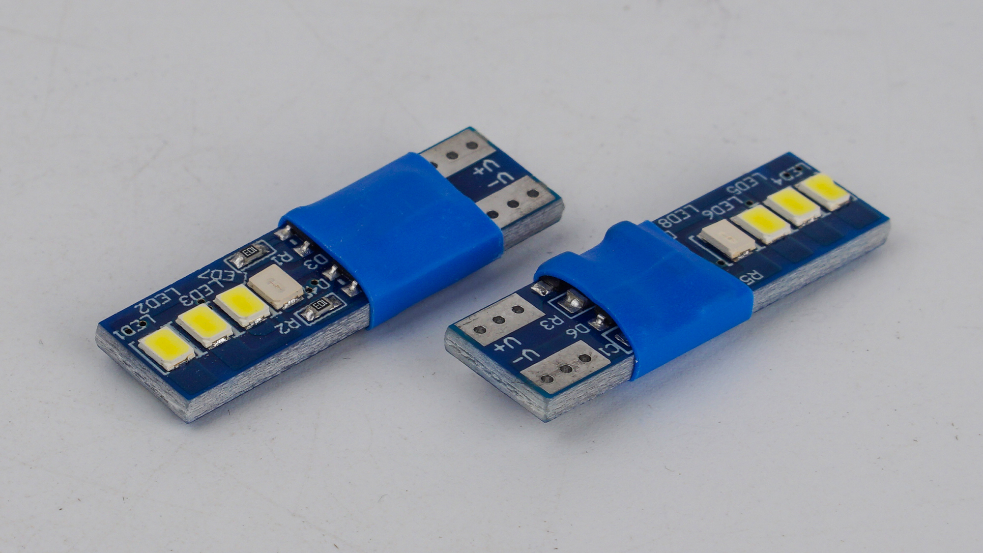 T10-230 Green 12V 0.6W 30Lm W5W base-10mm C