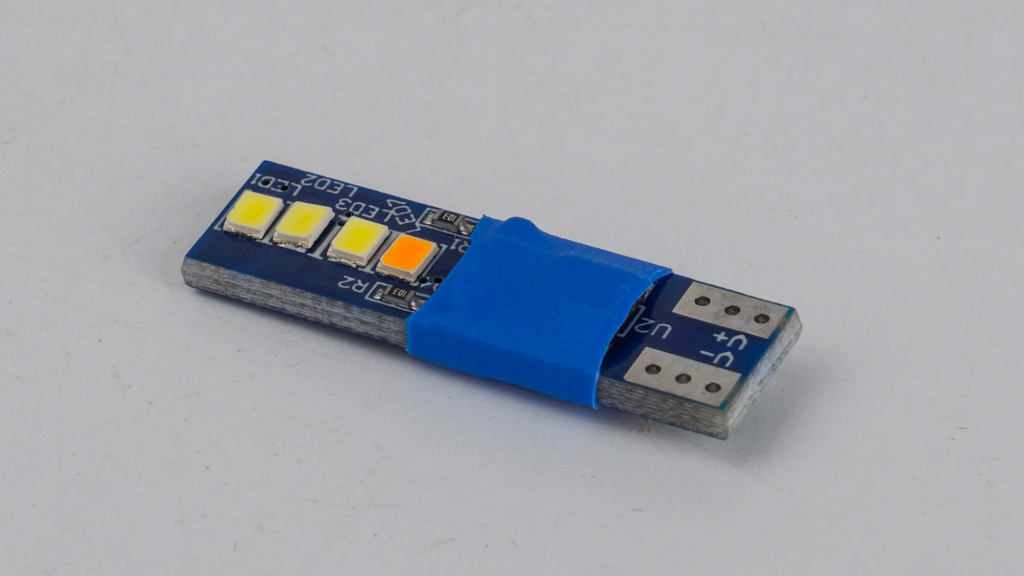 T10-230 Yellow 12V 0.6W 30Lm W5W base-10mm C