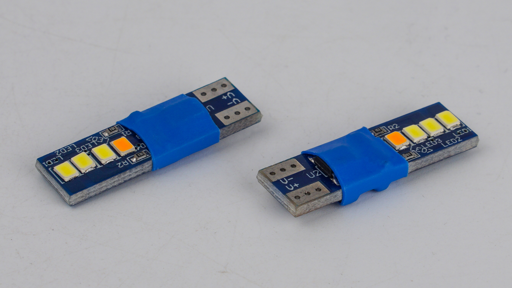 T10-230 Yellow 12V 0.6W 30Lm W5W base-10mm C