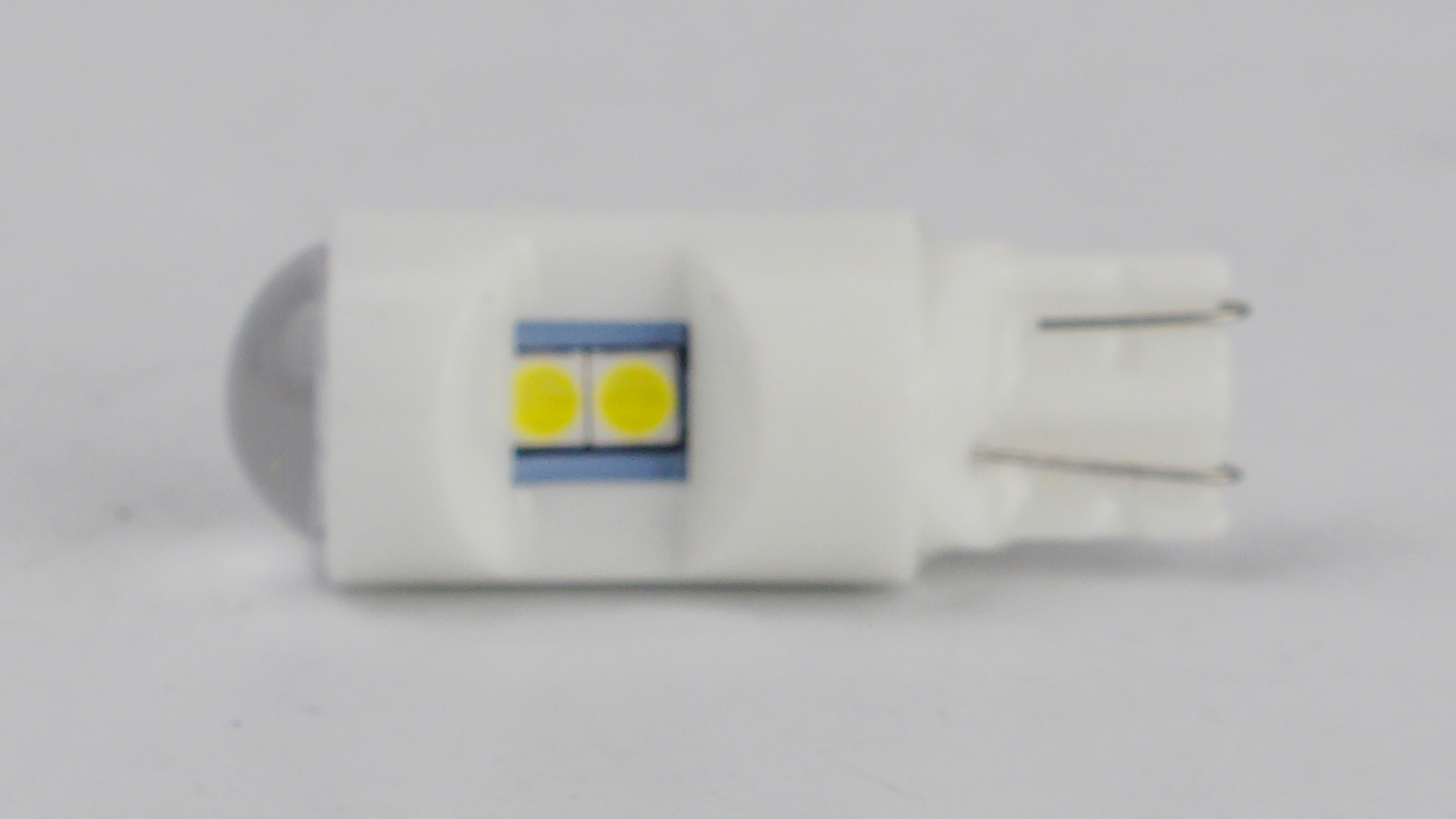 T10-252 12V 1.5W 110Lm W5W base-10mm C