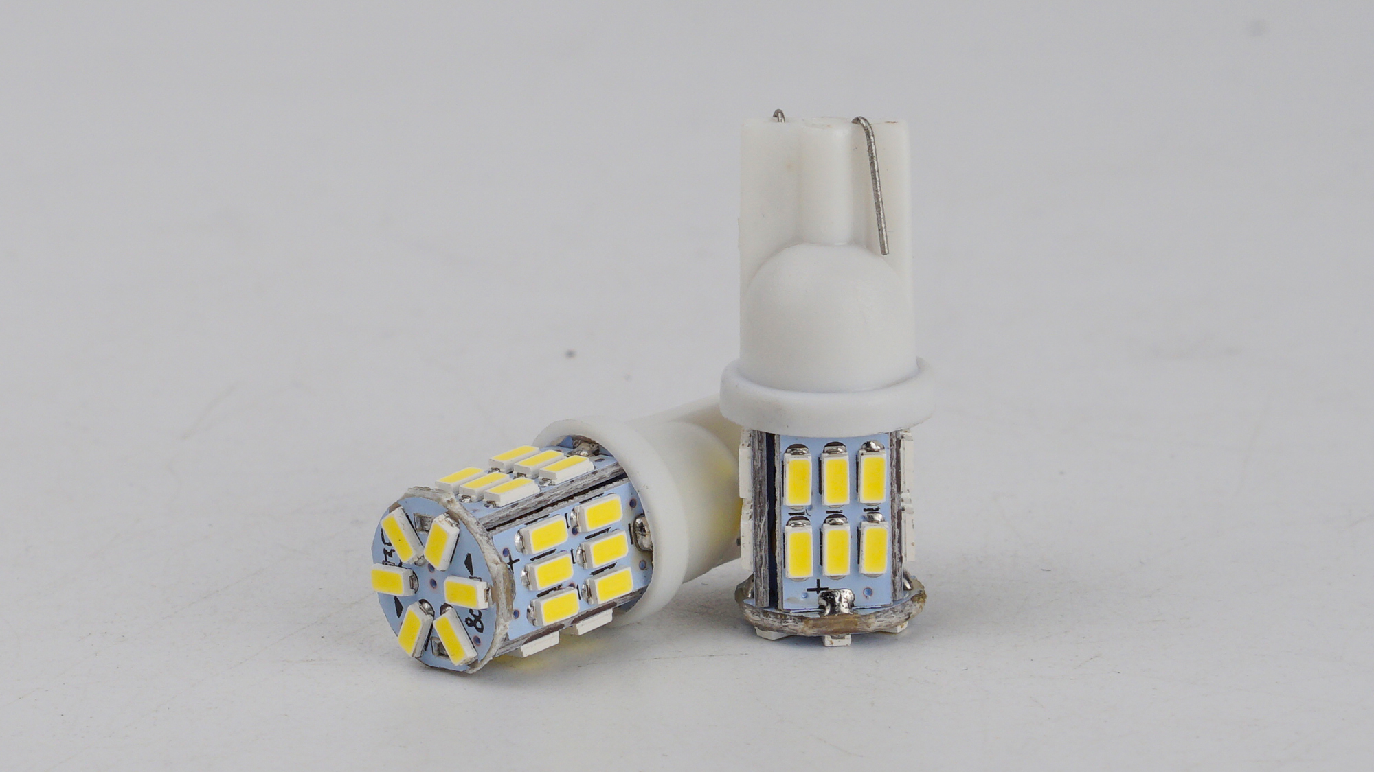 T10-253 12V 1.2W 120Lm W5W base-10mm C