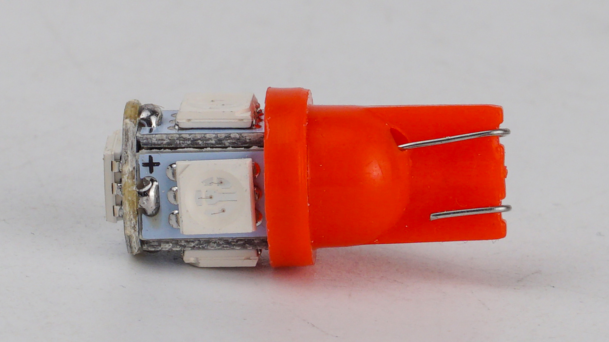 T10-265 Red 12V 0.7W 1Lm W5W base-10mm C
