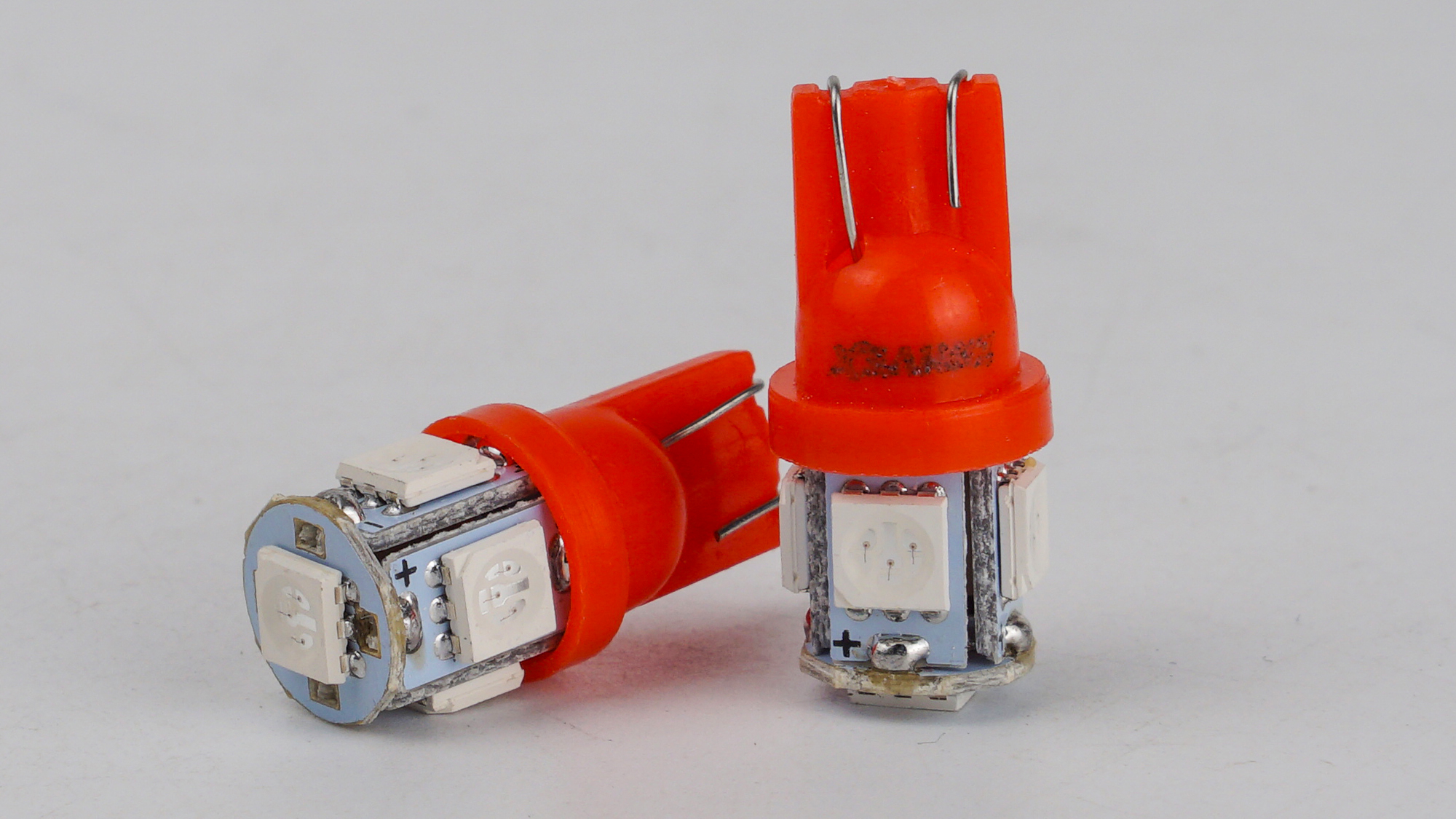 T10-265 Red 12V 0.7W 1Lm W5W base-10mm C