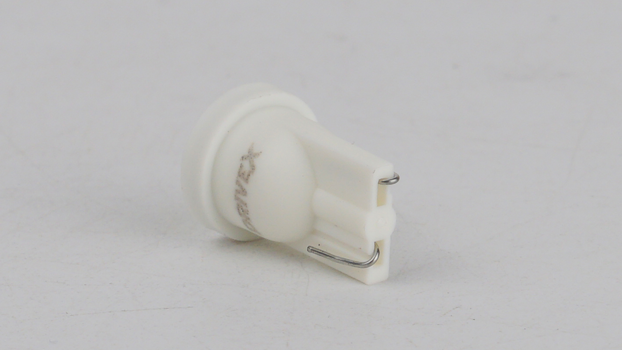 T10-266 12V 0.8W 120Lm W5W base-10mm C