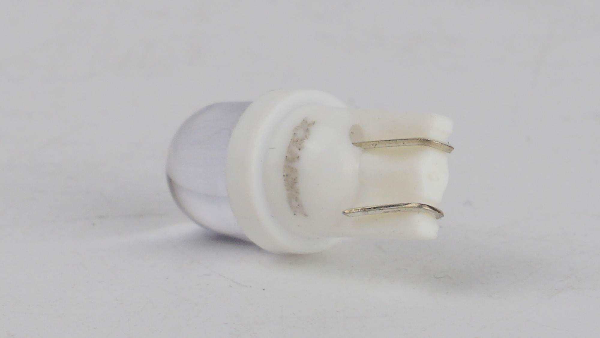 T10-268 12V 0.2W 5Lm W5W base-10mm C