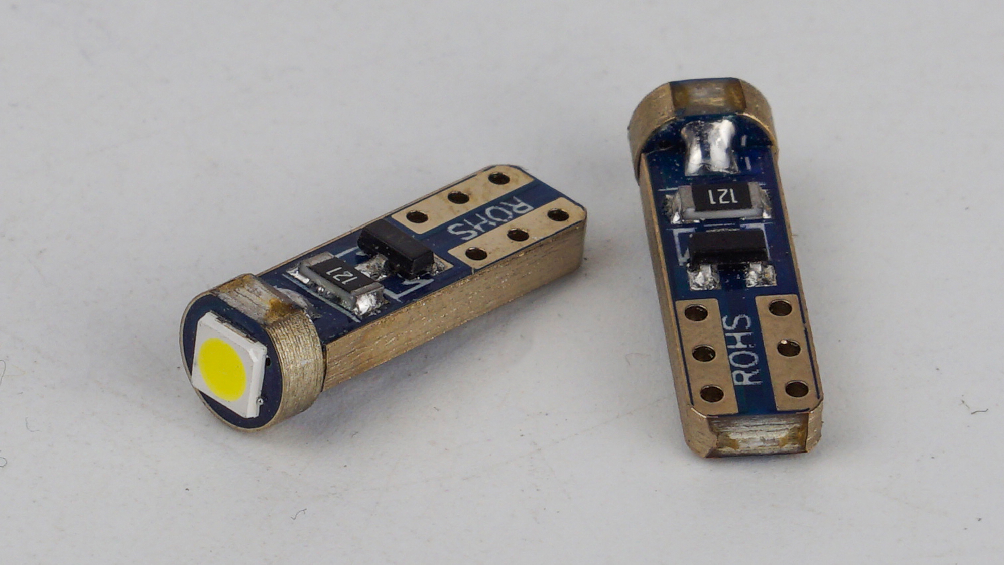 T5-201 3030 0.5W 15Lm BA7S/W1.2W d-5mm B