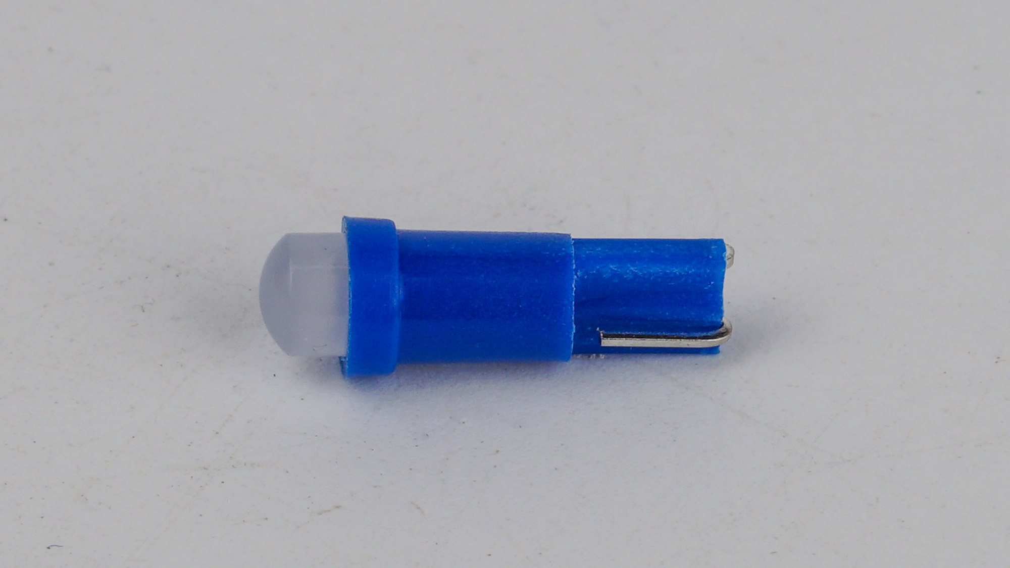 T5-205 Blue 12V 0.2W 6Lm BA7S/W1.2W d-5mm C