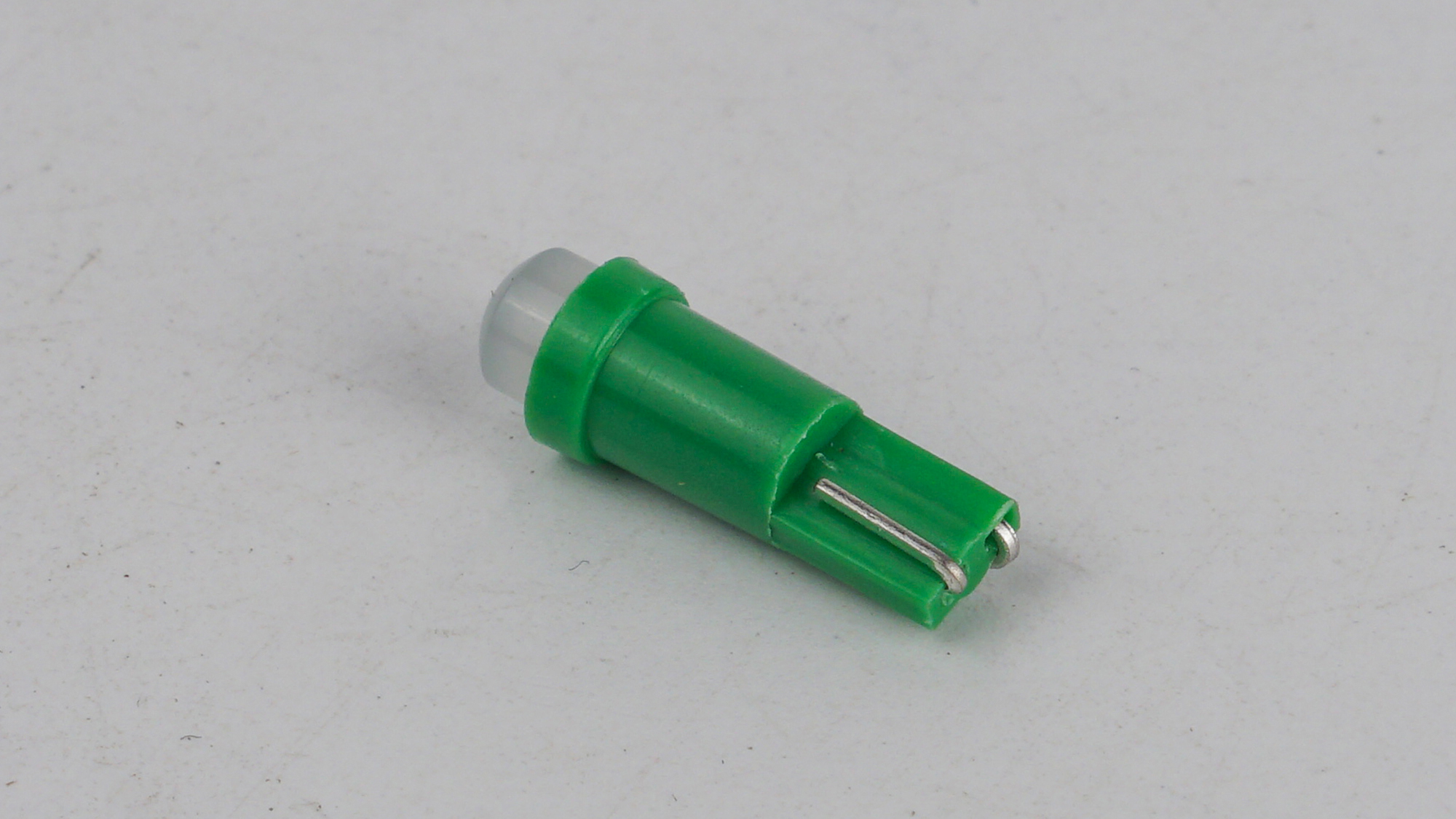 T5-205 Green 12V 0.2W 7Lm BA7S/W1.2W d-5mm C