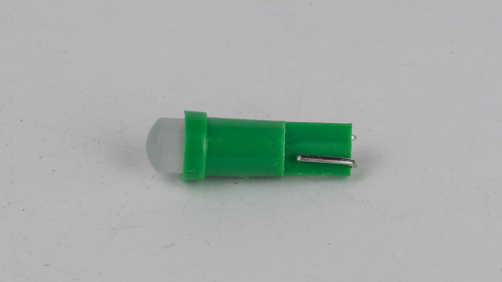 T5-205 Green 12V 0.2W 7Lm BA7S/W1.2W d-5mm C