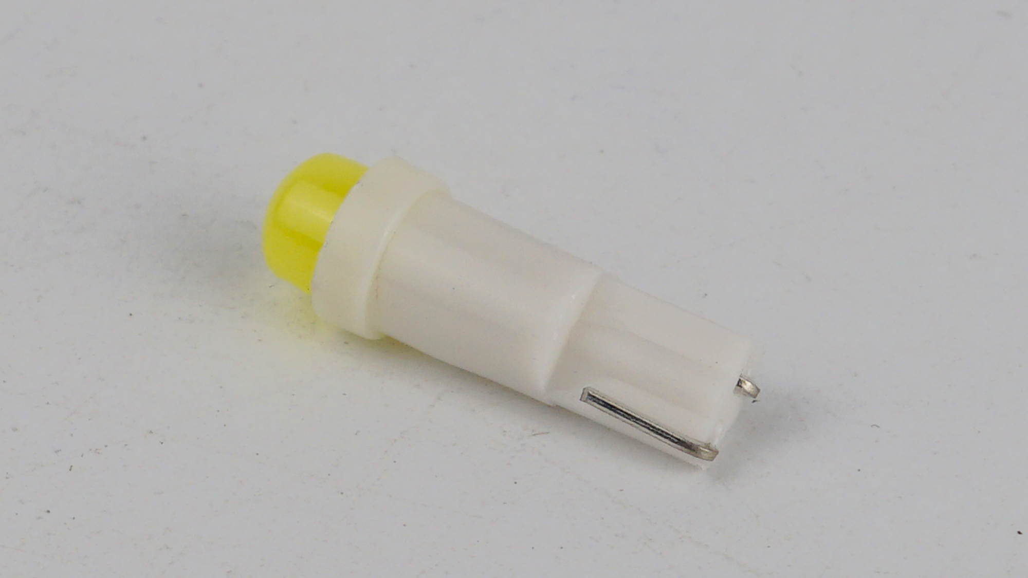 T5-205 White 24V 0.2W 20Lm BA7S/W1.2W d-5mm C