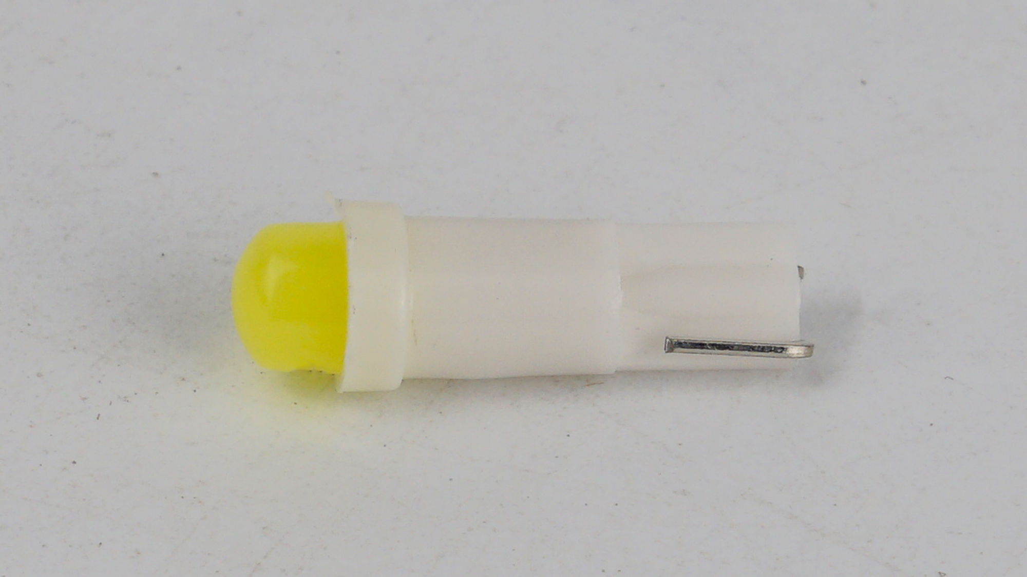 T5-205 White 24V 0.2W 20Lm BA7S/W1.2W d-5mm C