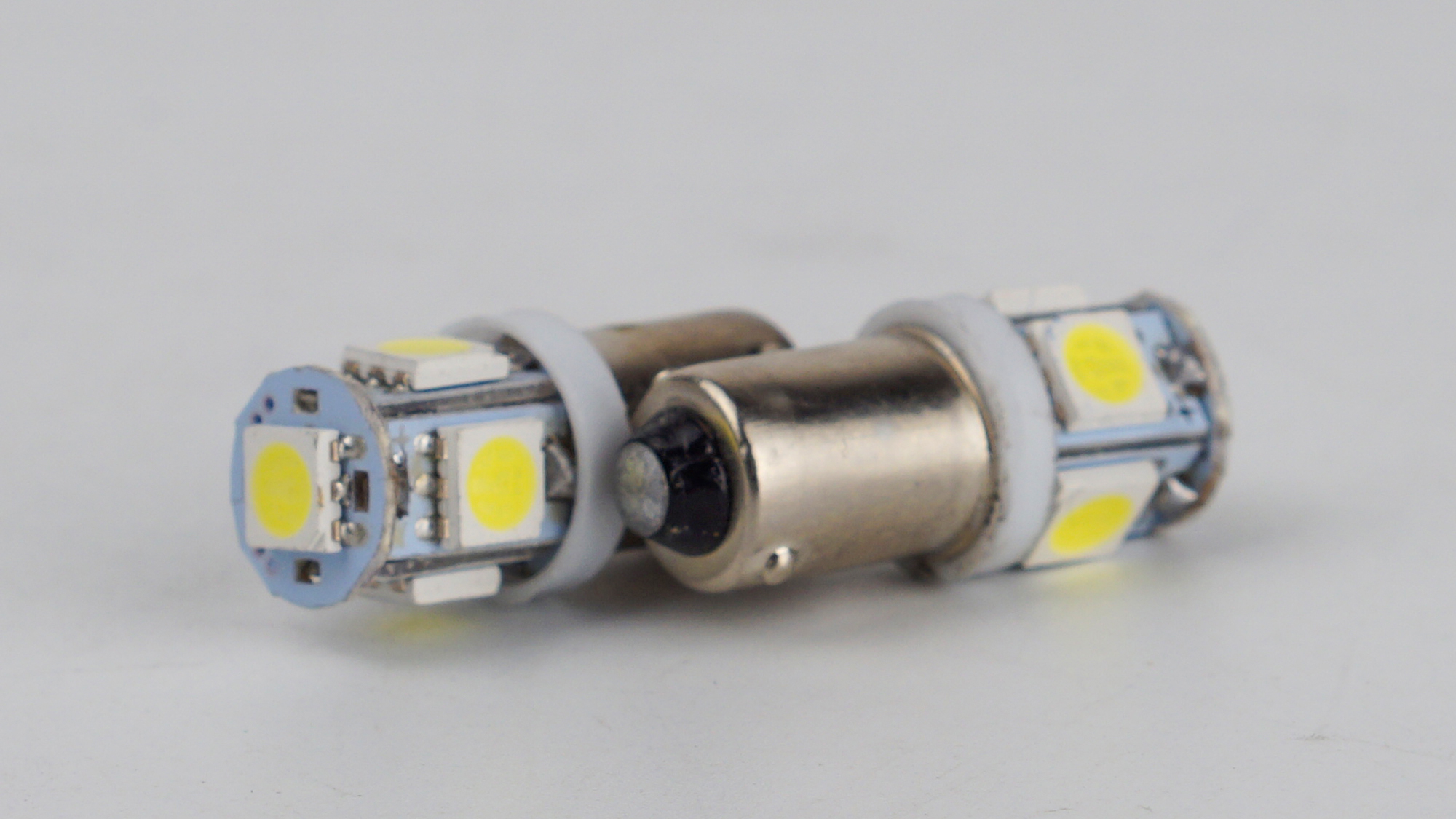 T8-208 12V 1W 15Lm BA9S/T4W d-9mm C