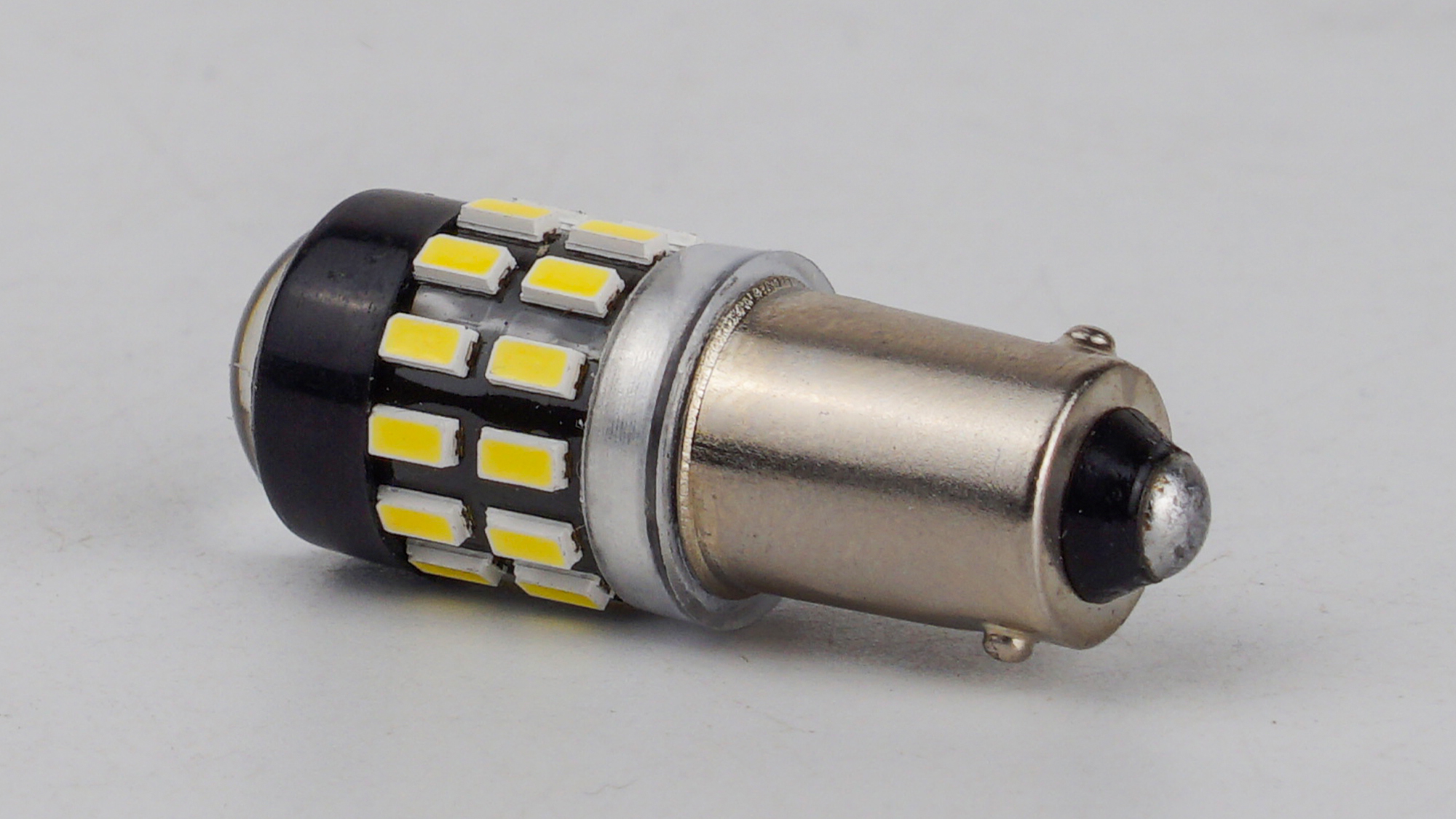 T8-210 12-24V 1.3W 110Lm BA9S/T4W d-9mm C